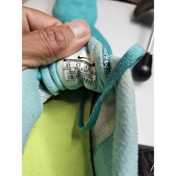 Nike Women's Revolution 3 Running Training blue Shoes Size 7.5 GS 6Y. 628 - Picture 10 of 12